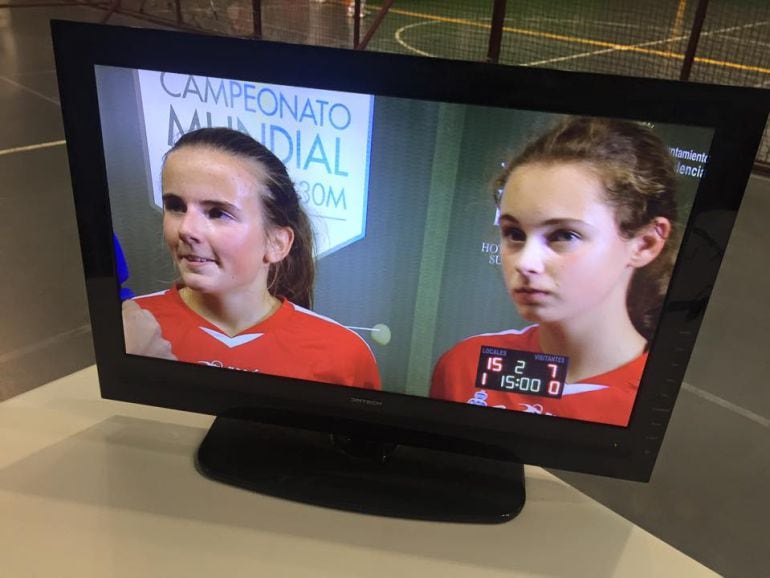 La palentina María Rodríguez a la derecha. 