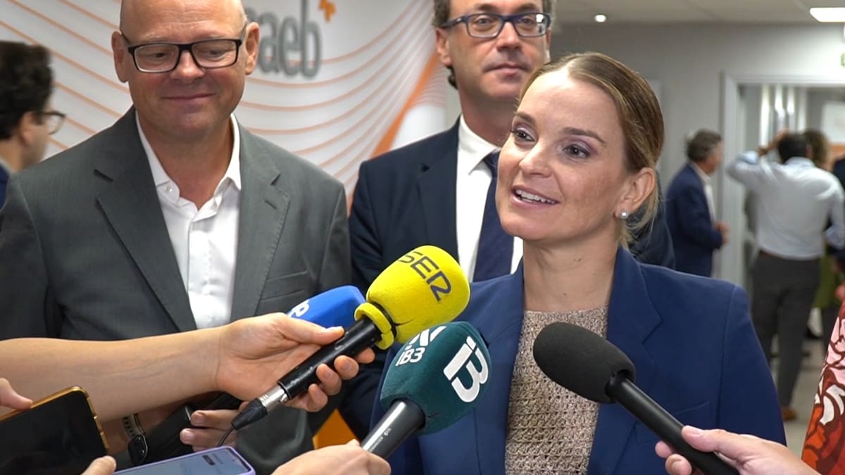 Prohens sobre la propuesta de VOX para crear la oficina lingüística: "Nuestro acuerdo de investidura no era lo que dice ese texto"