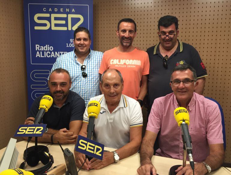 Los miembros del Sanedrin, en los estudios de Radio Alicante