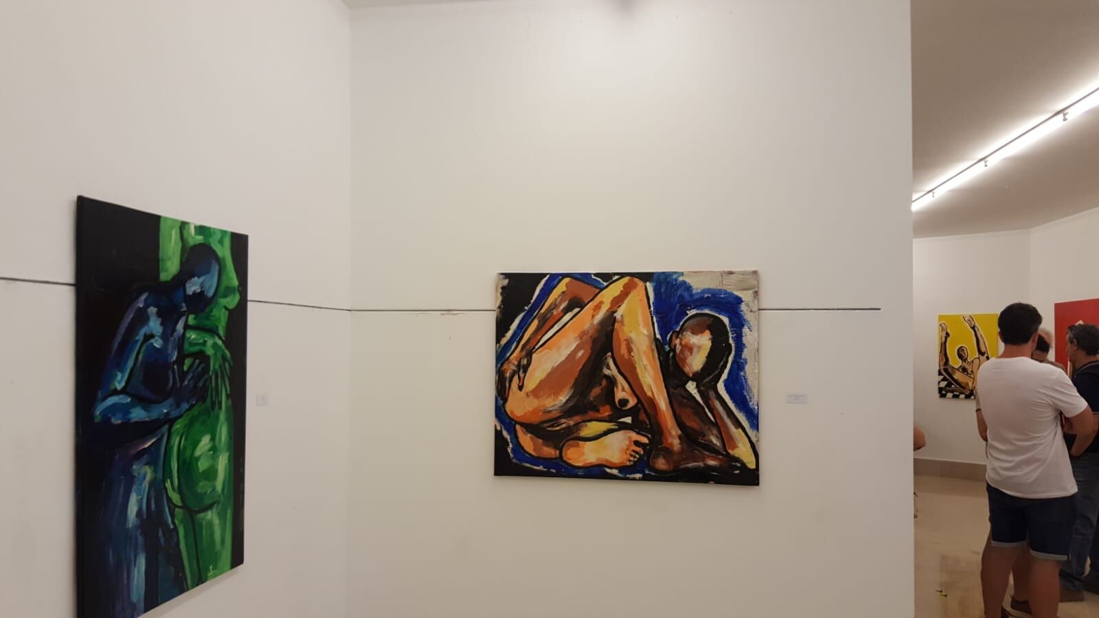 L'exposició 'Nus i nucs' d'Alba Miró es pot visitar en el Centre Cultural Ovidi Montllor d'Alcoi.