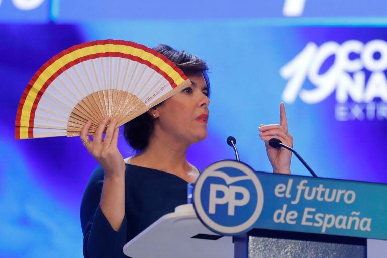 La candidata a la Presidencia del PP, Soraya Sáenz de Santamaría, durante su intervención hoy en el XIX Congreso del partido en el que se elige al nuevo presidente de la formación, en la que ha subrayado, en la presentación de su candidatura, que fue la c