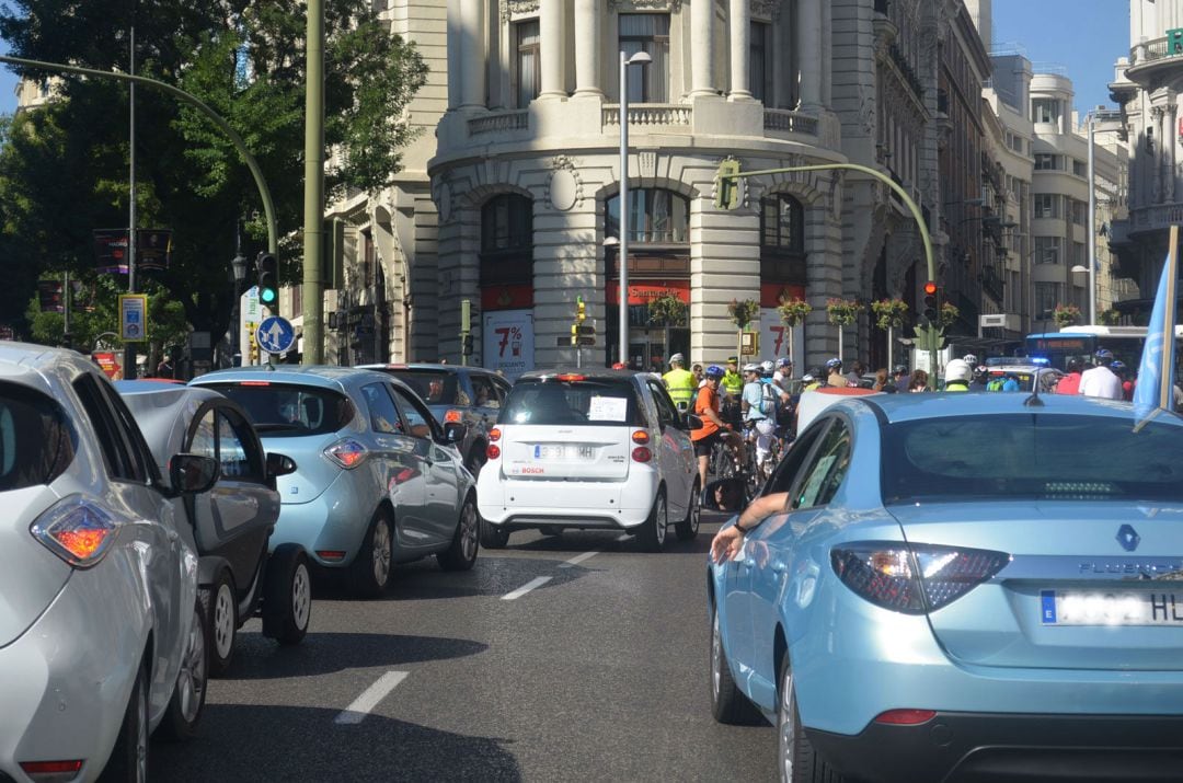 Coches eléctricos en el centro de Madrid