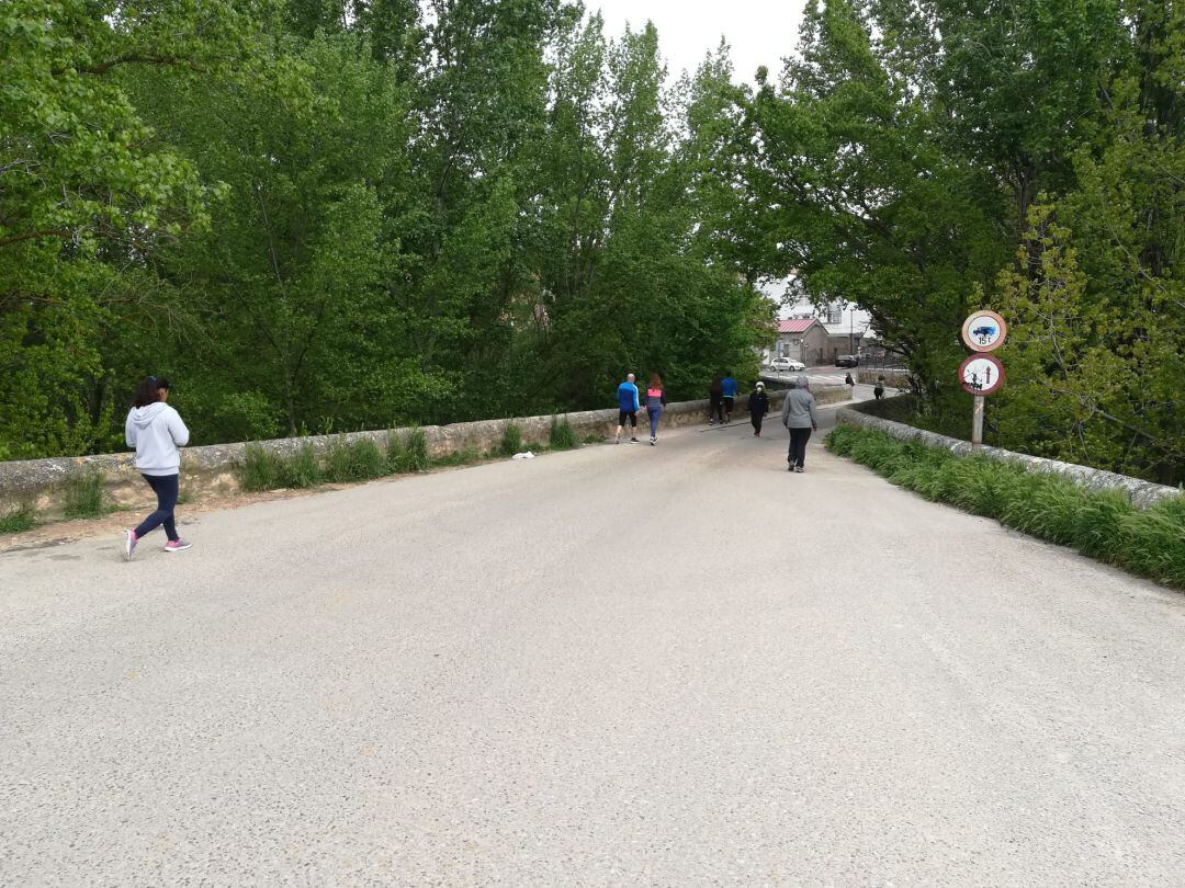 A primera hora ya eran muchos los que estrenaban esta nueva libertad