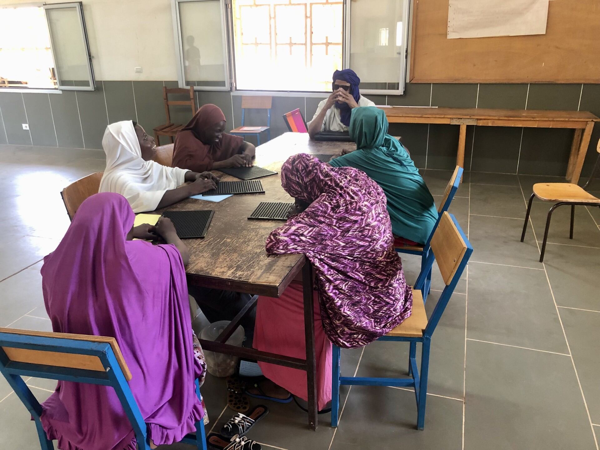 Niñas en la escuela inclusiva de Dosso