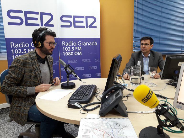 Enrique Árbol entrevista al alcalde de Granada, Paco Cuenca, en Radio Granada