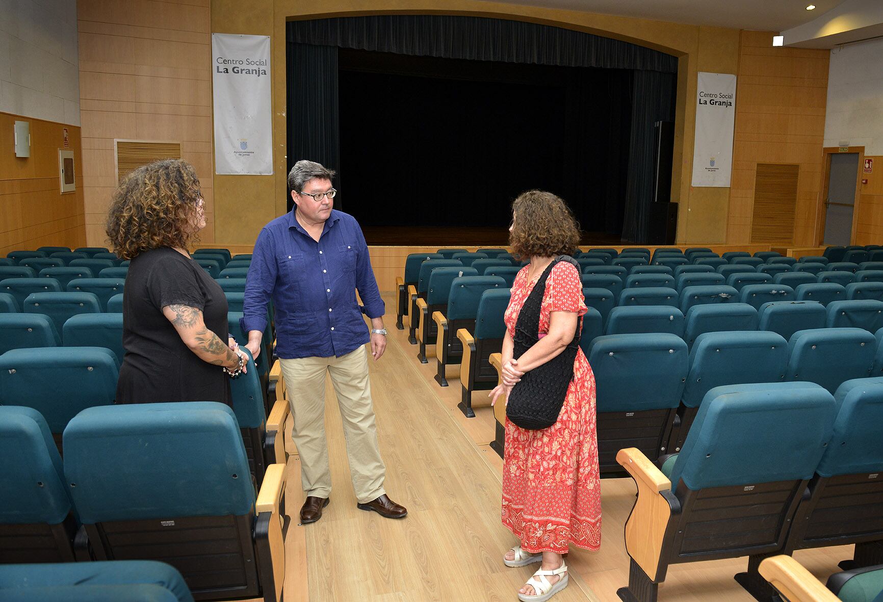 José Ángel Aparicio durante una viisita al Centro Social de La Granja