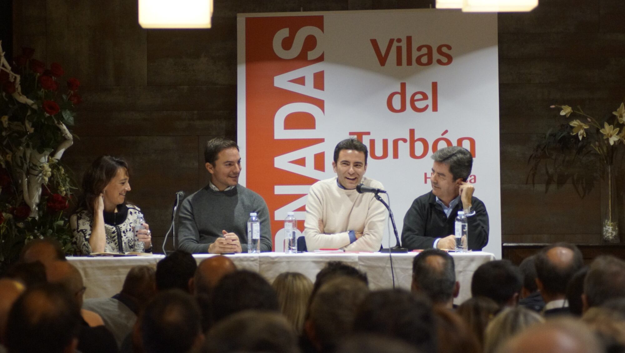 Mesa de debate sobre las elecciones en las Jornadas de Las Vilas del Turbón