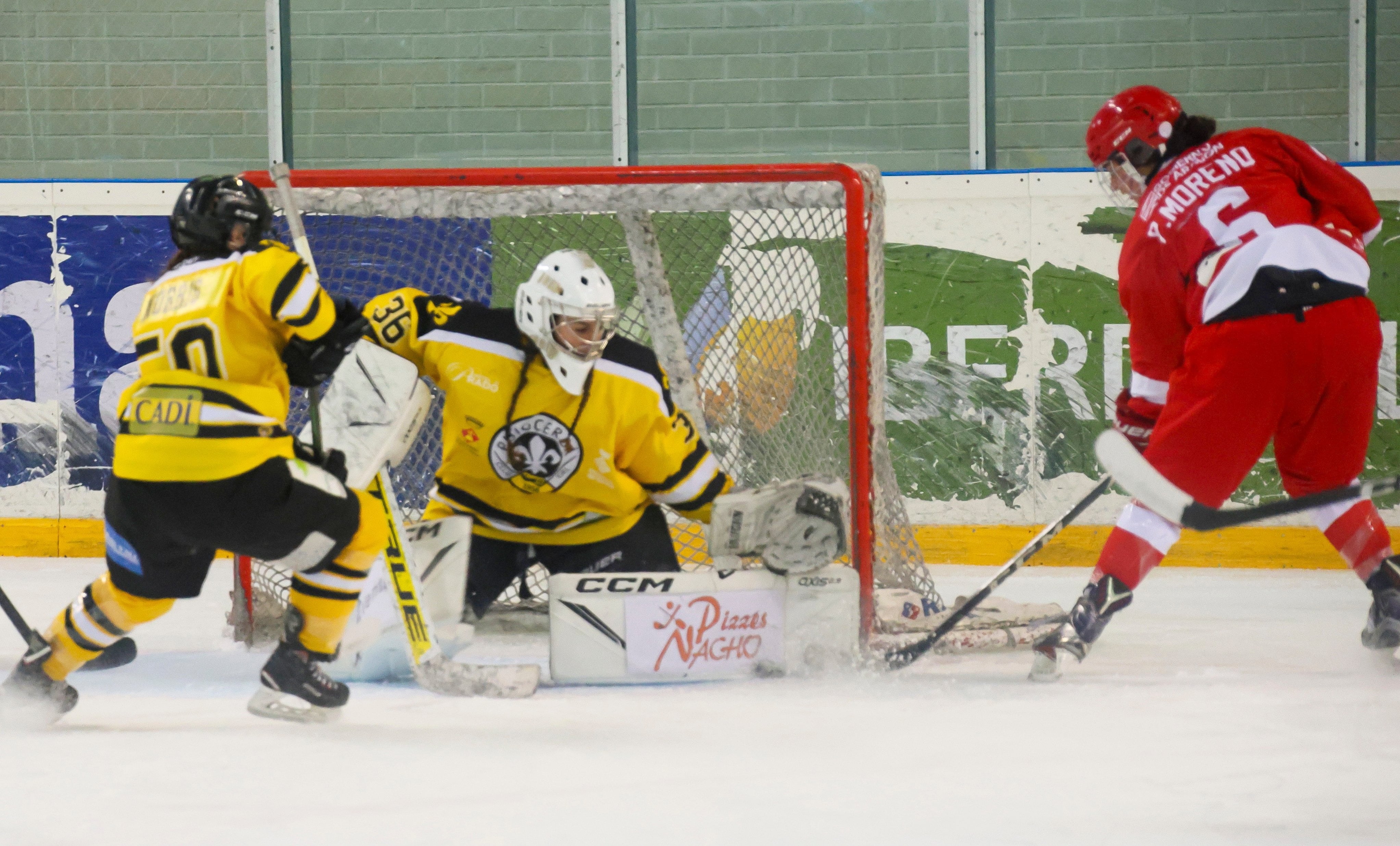A las puertas de un fin de semana crucial para saber si el equipo femenino entra en la lucha por la Copa de la Reina