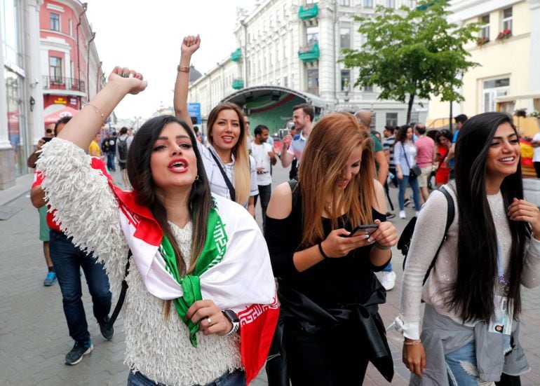 Aficionadas de la selección de Irán en Kazán, Rusia. 