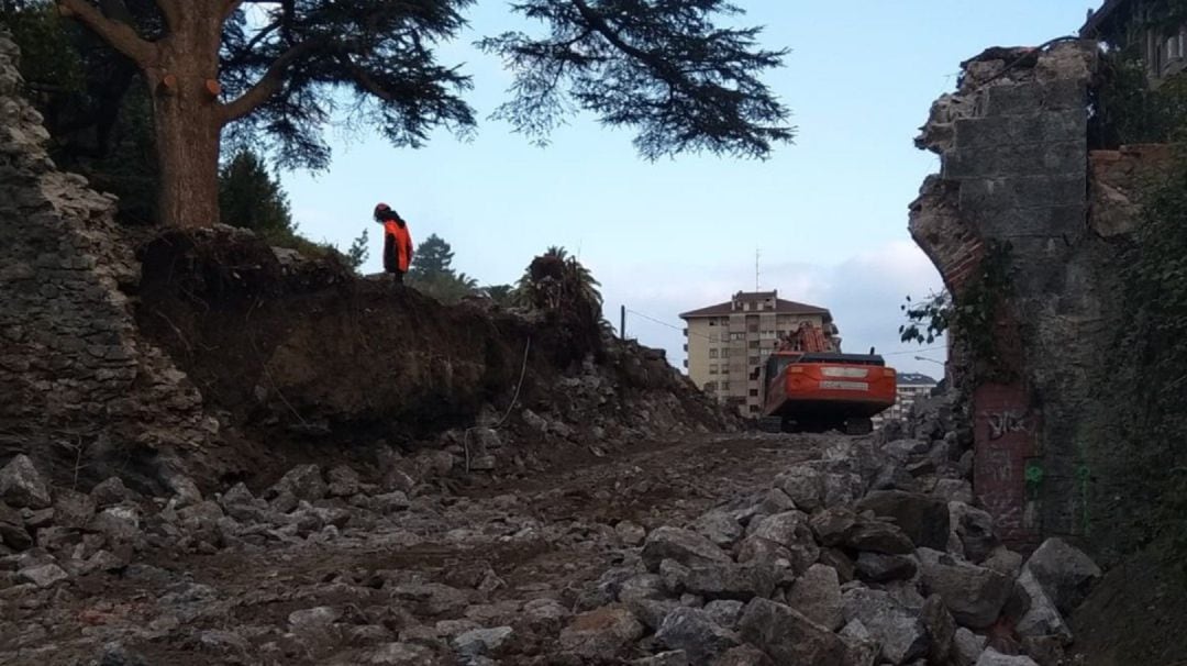 Obras en los túneles de Ocharan.