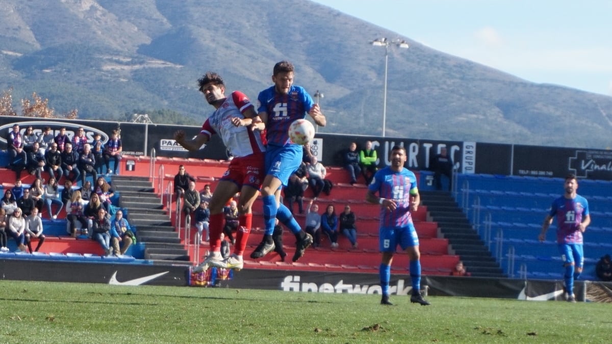 El Eldense quiere seguir volando alto