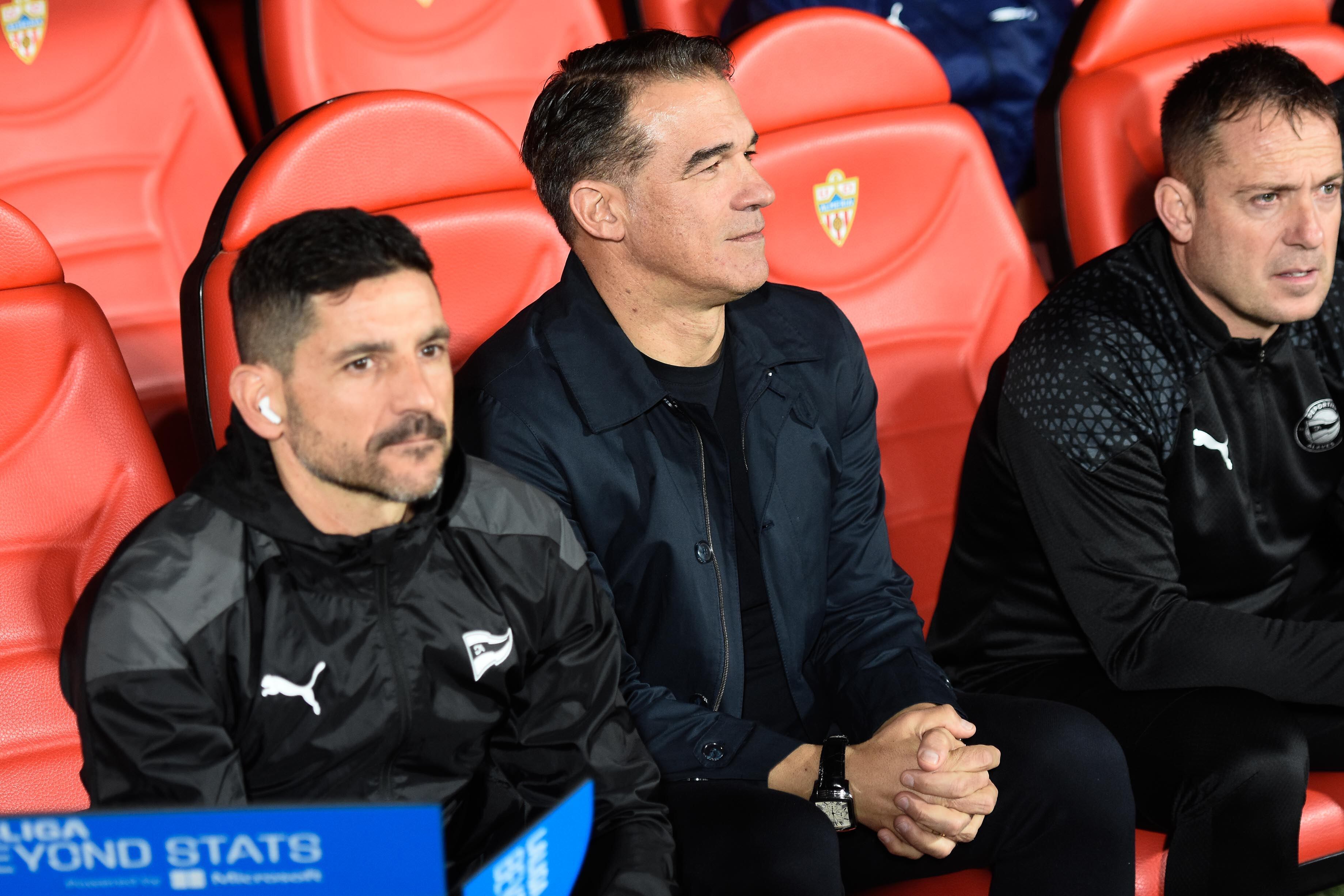 Luis García Plaza conoce bien los banquillos del Mediterráneo.