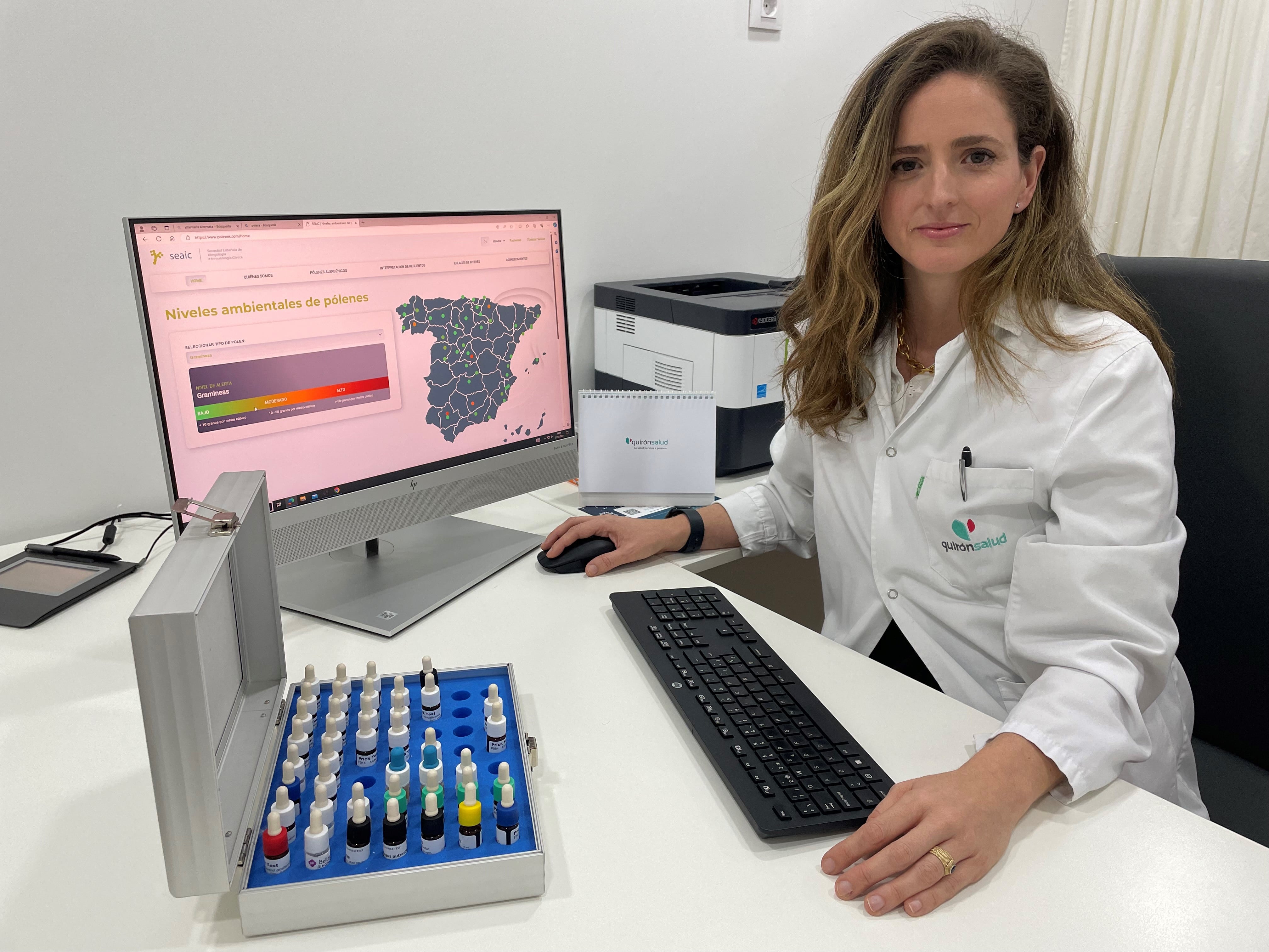 María Ortega Camarero, especialista del Servicio de Alergología del Hospital Quirónsalud Infanta Luisa de Sevilla