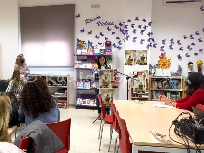 En representación del CEP Virgen de Fátima: Cristina Sánchez López. Poema “Vientos del pueblo me llevan”