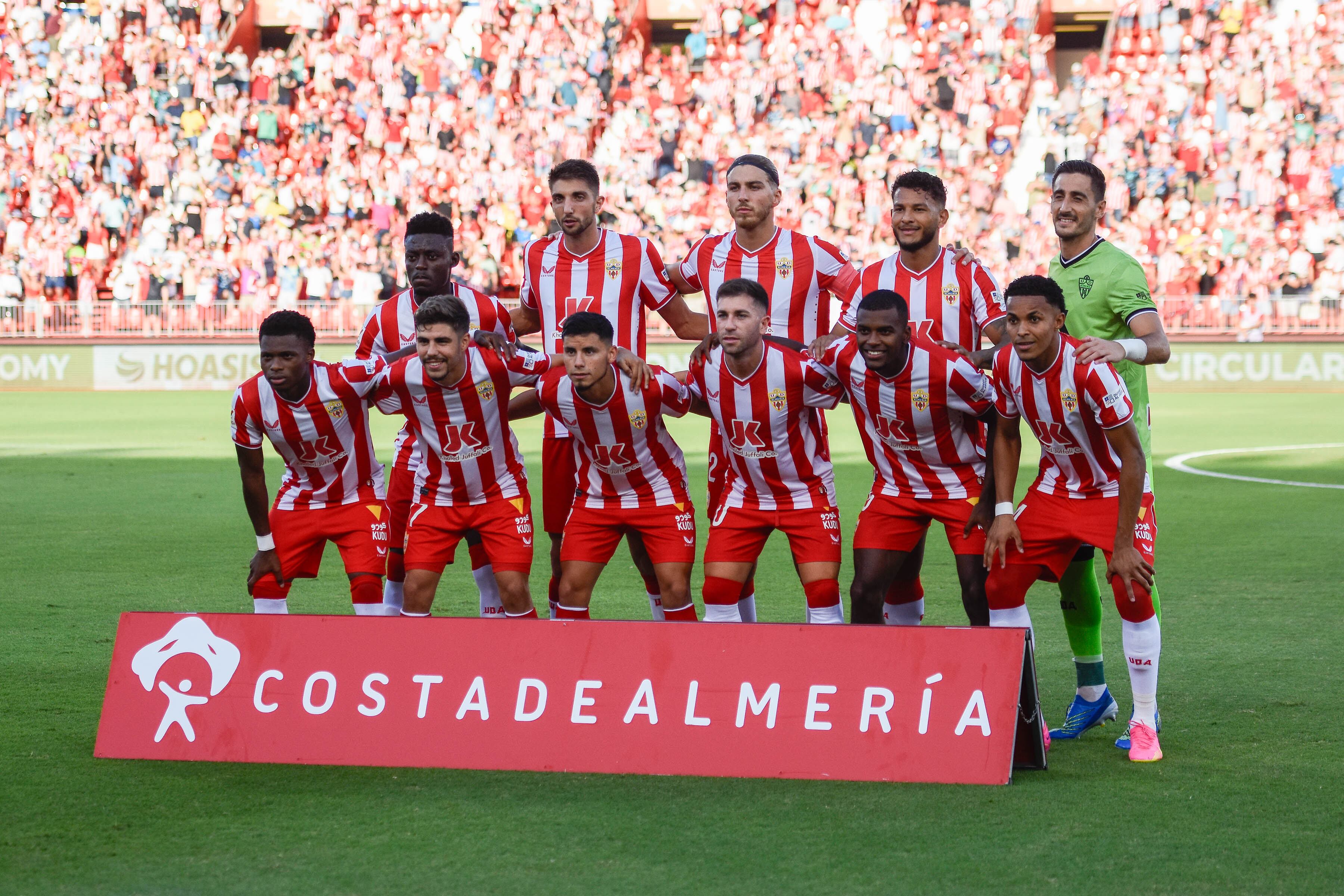 Lázaro no se debe caer del once titular.