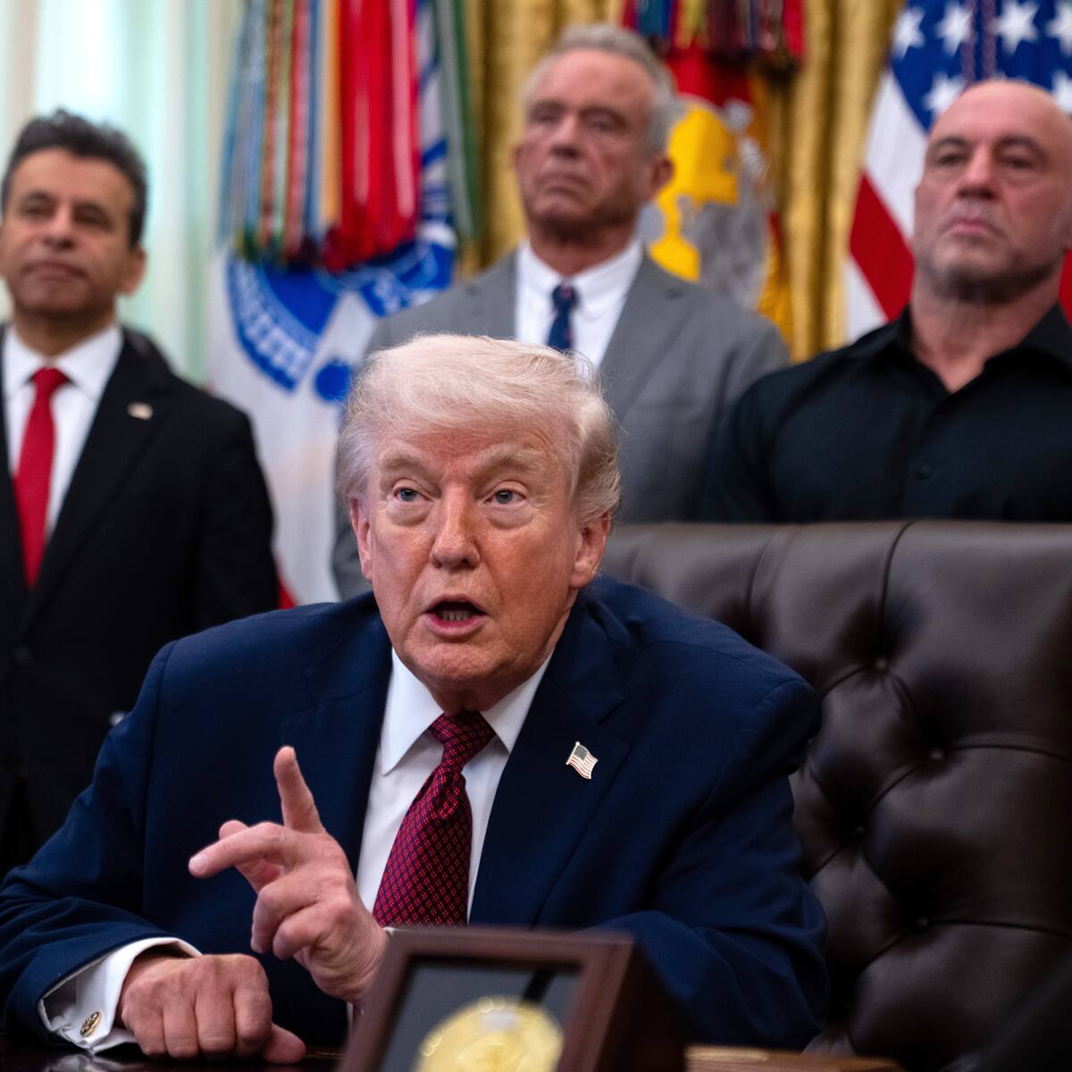 Trump endurece sus amenazas y acusa a Irán de haber violado el alto el fuego "en numerosas ocasiones"