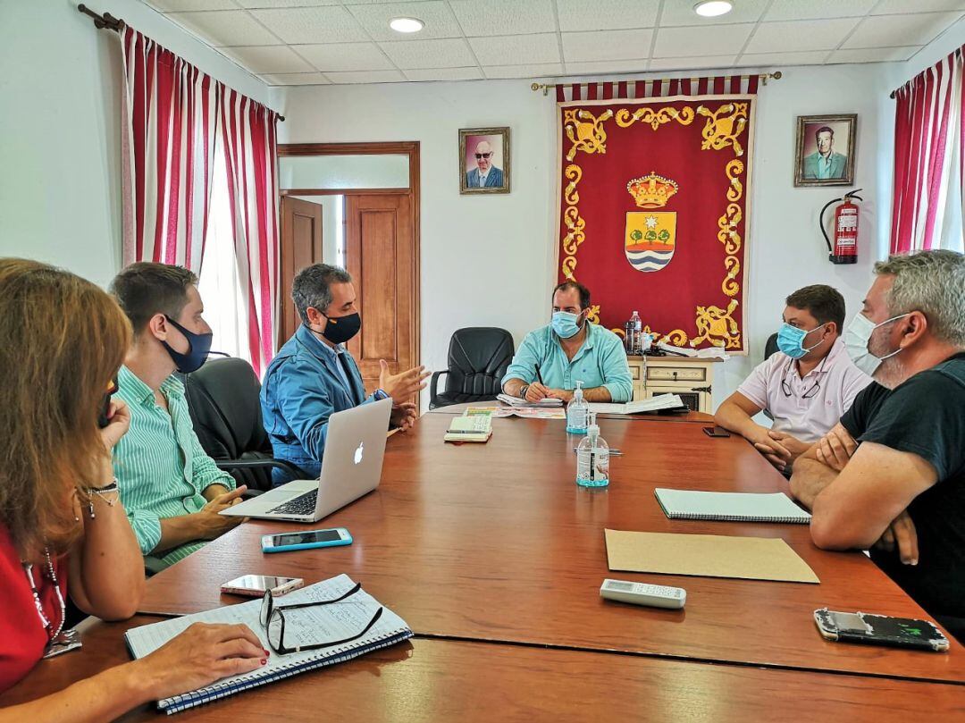 El PP de Jerez se reúne con el alcalde de Estella en el Ayuntamiento de la ELA