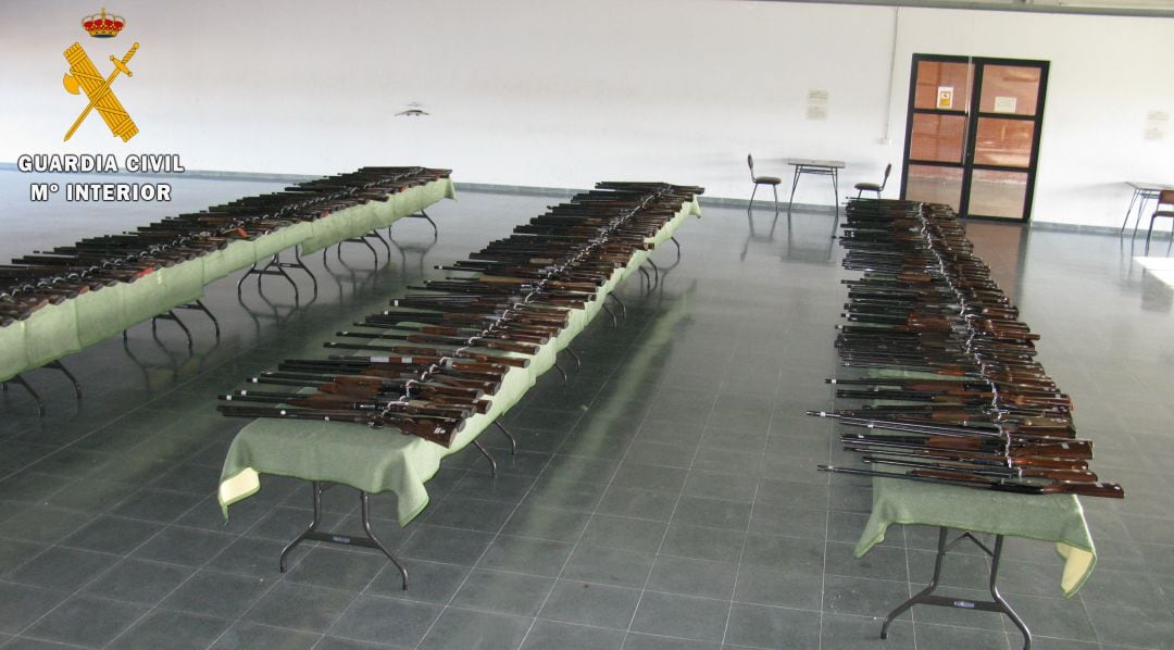 Imagen de las armas que serán subastadas