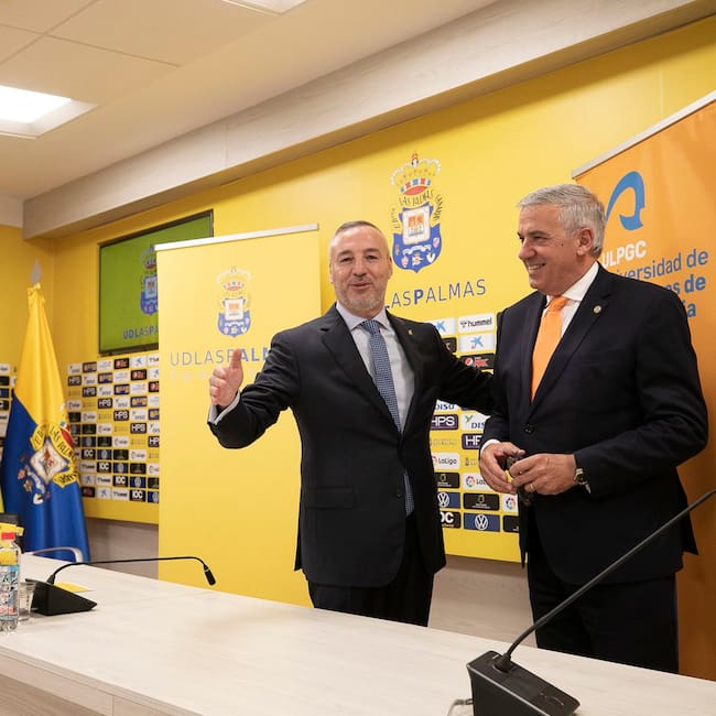 19/12/22 UD LAS PALMAS ALMUERZO NAVIDAD Y JUNTA GENERAL
PRESIDENTE MIGUEL ANGEL RAMIREZ