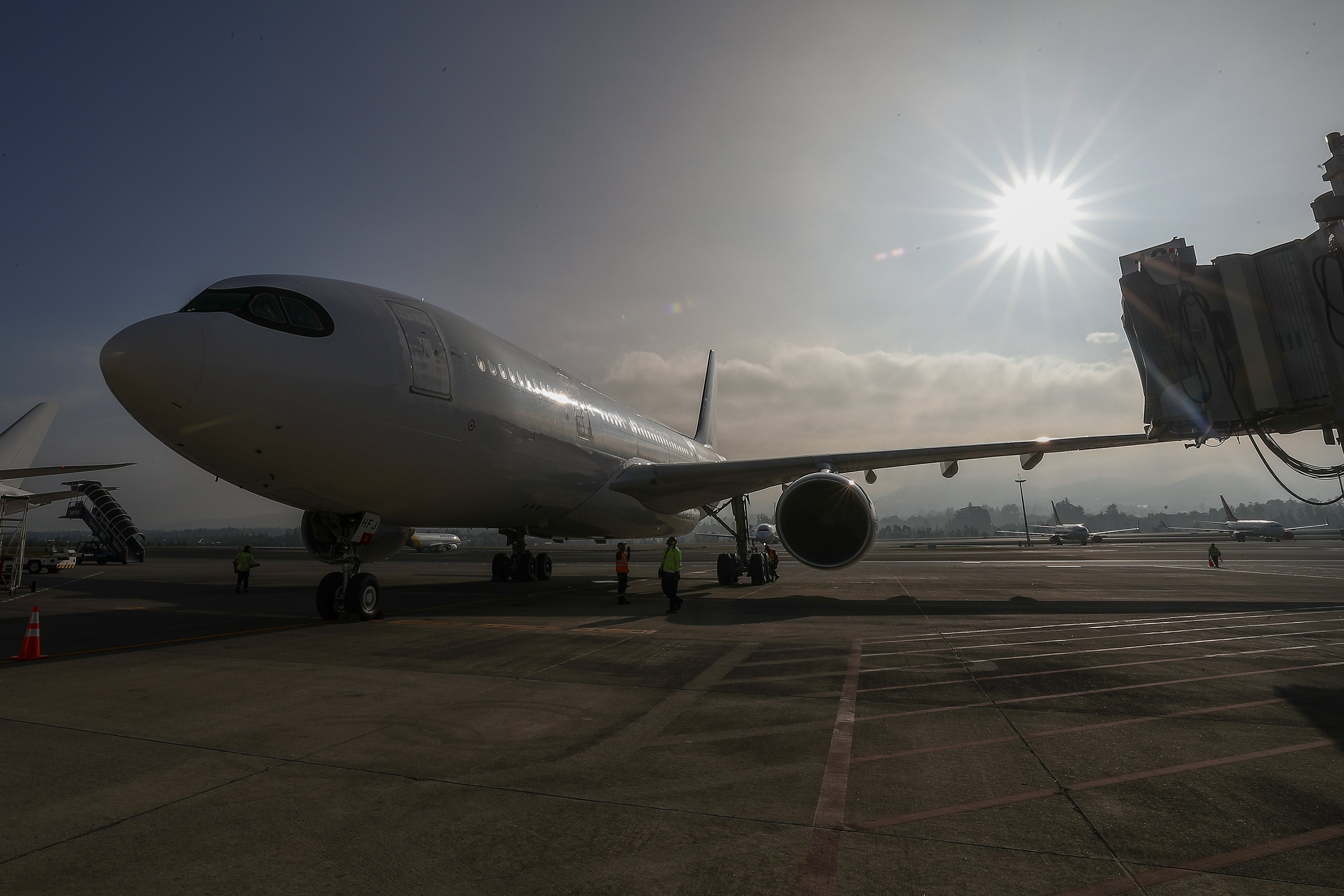 Imagen de archivo de un avión en el aeropuerto de Lyon