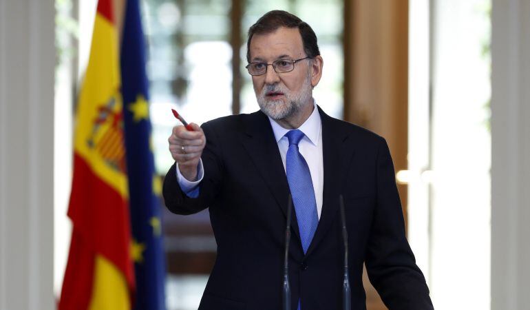 El presidente del Gobierno, Mariano Rajoy, durante su comparecencia en Moncloa para hacer balance del curso político y exponer sus perspectivas ante el siguiente curso. 