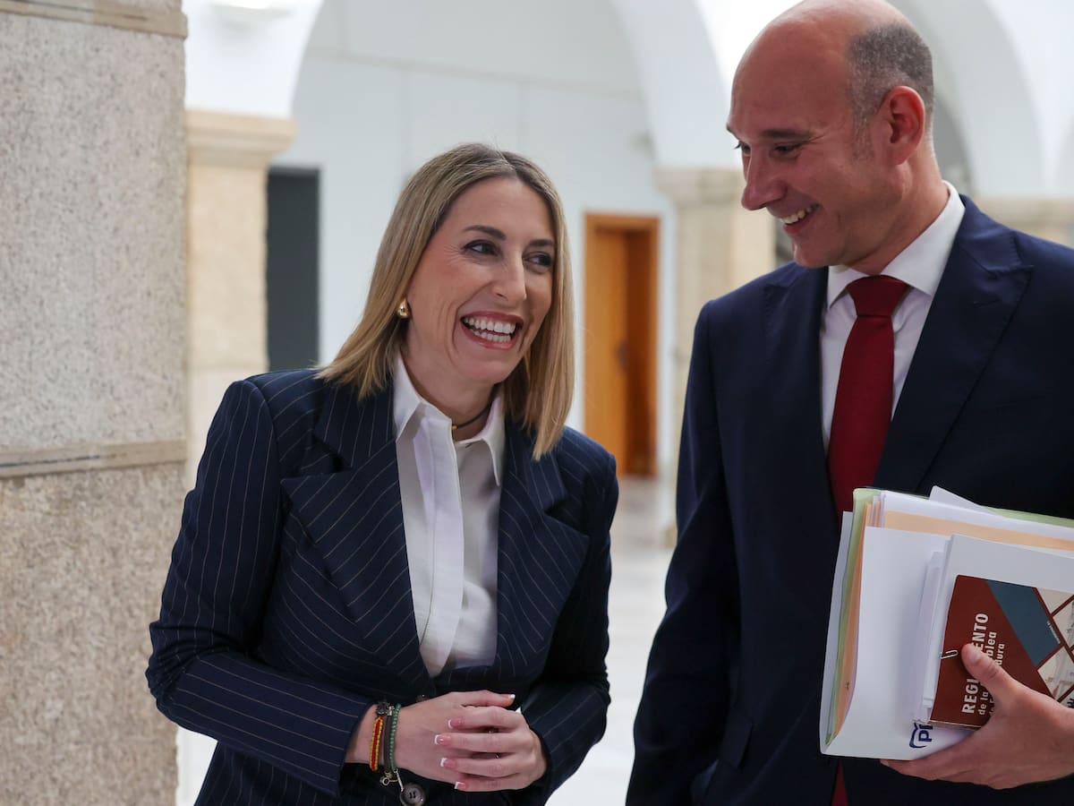 Comienza la segunda sesión para la investidura de María Guardiola