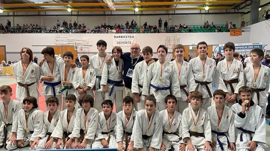 El Club Judo Binéfar consiguió una buena cosecha de medallas