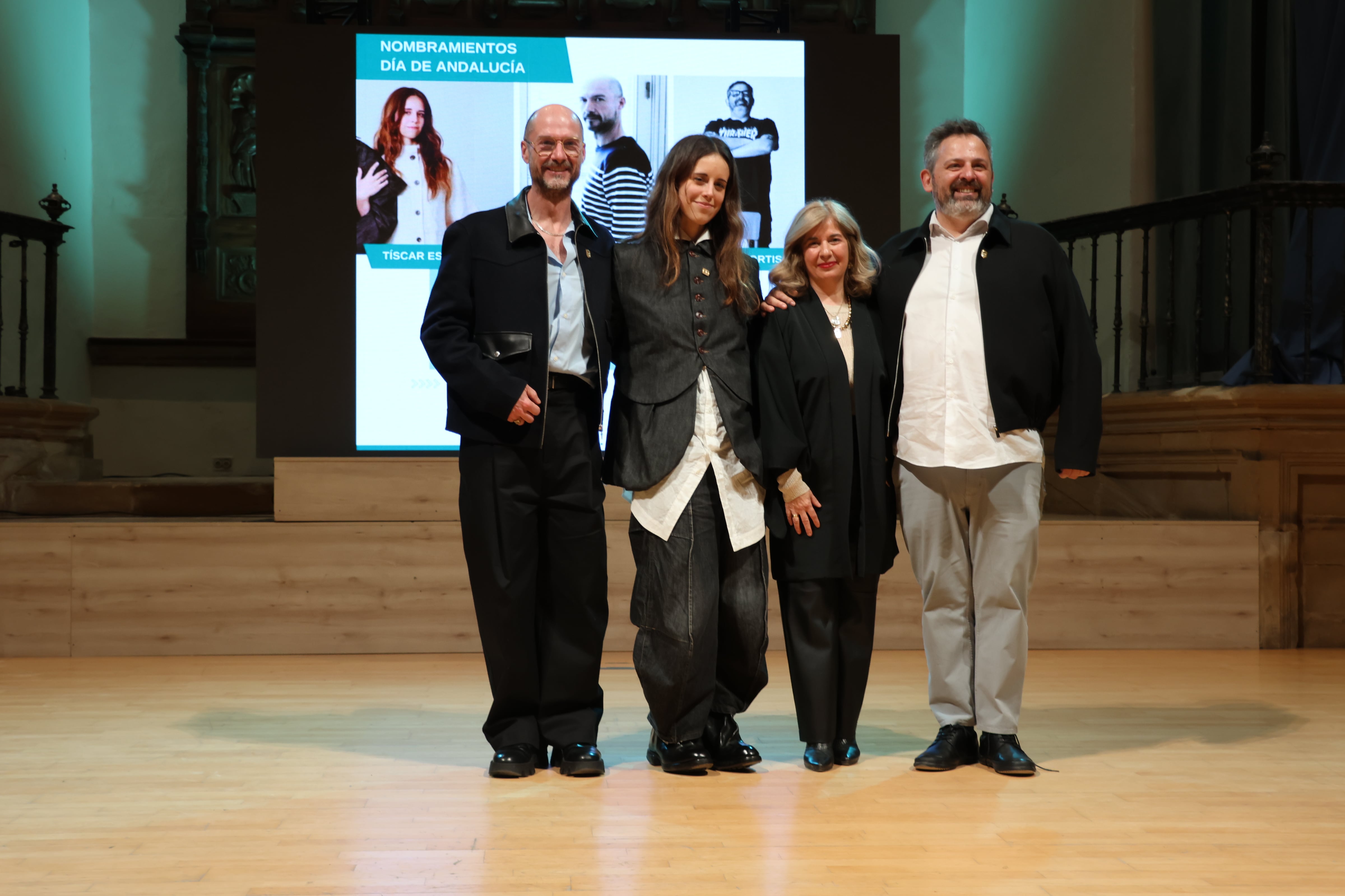 Rafa Fortis, Tíscar Espadas y Luis Miguel Cobo reciben el máximo reconocimiento de la ciudad de Úbeda