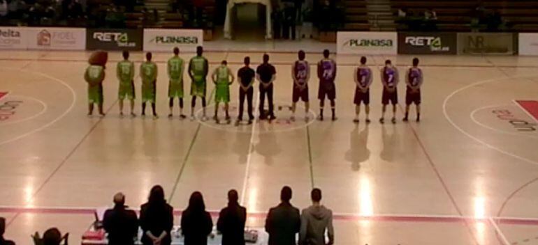 Minuto de silencio previo al partido de hoy en Pamplona