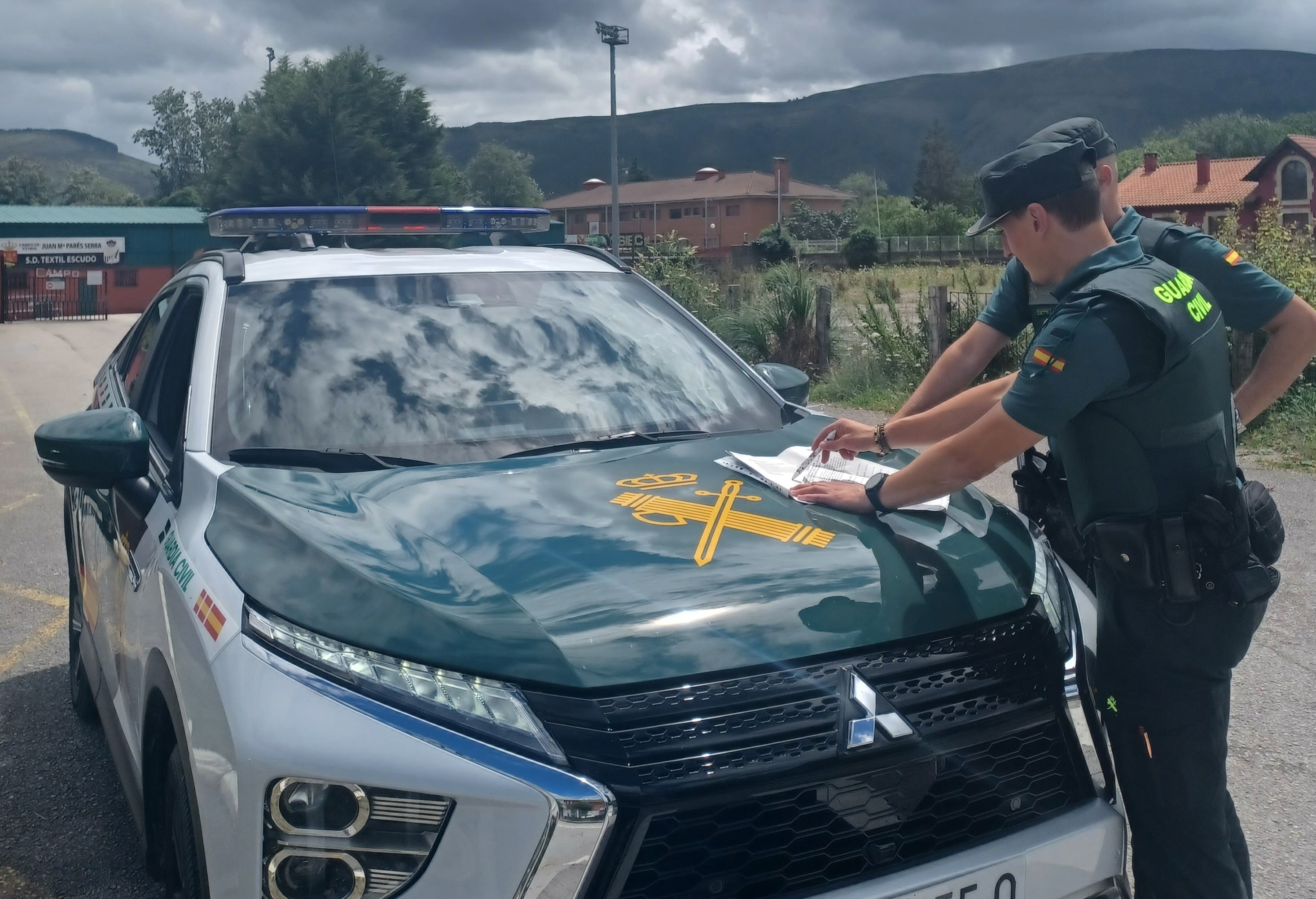 Un vehículo del Equipo Roca de la Guardia Civil.