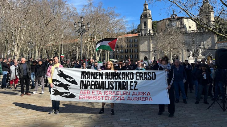 Protesta en Bilbao contra la intervención militar de Estados Unidos en Irán
