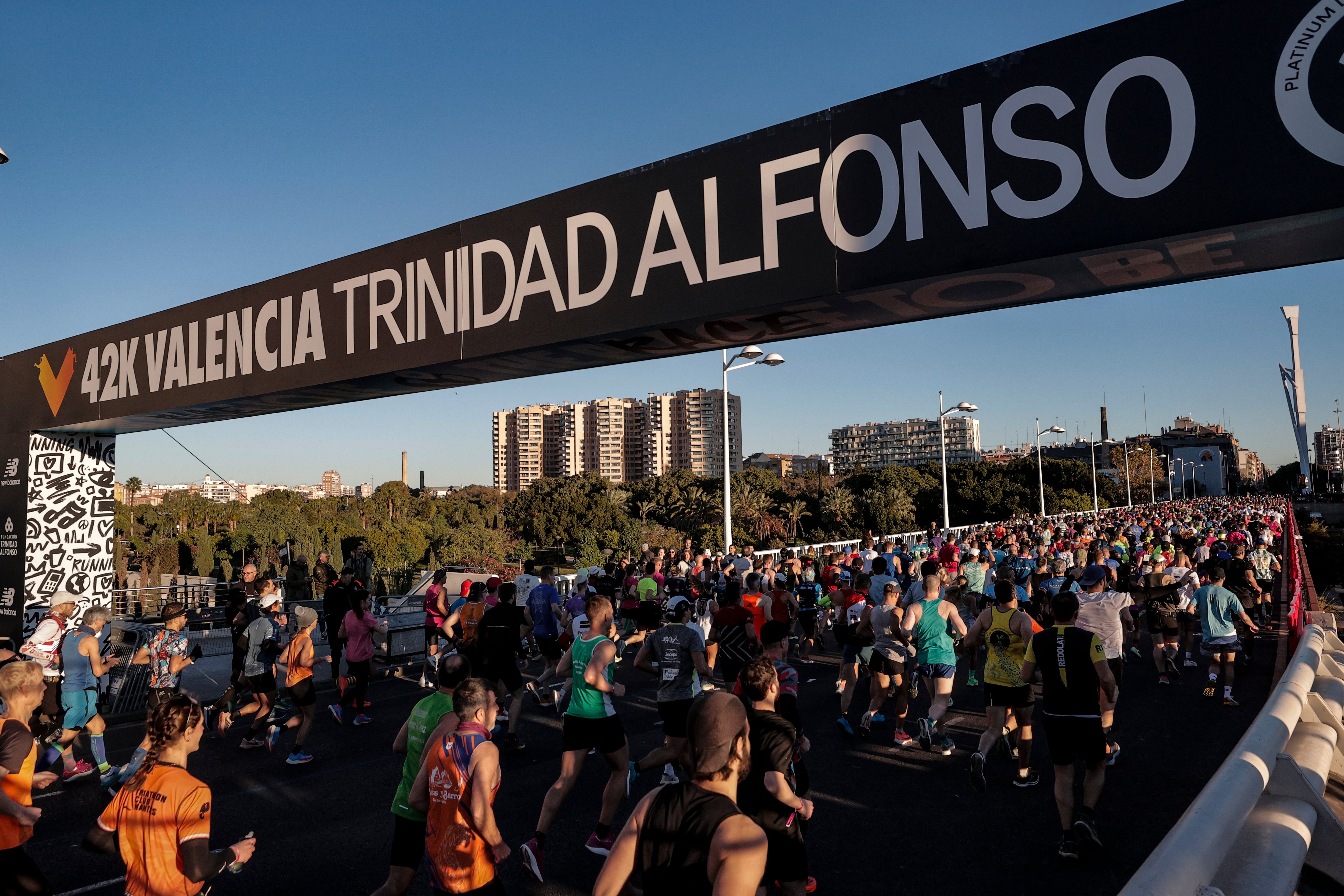 Foto de archivo diciembre de 2023 con la salida del 43 Maratón Valencia Trinidad Alfonso