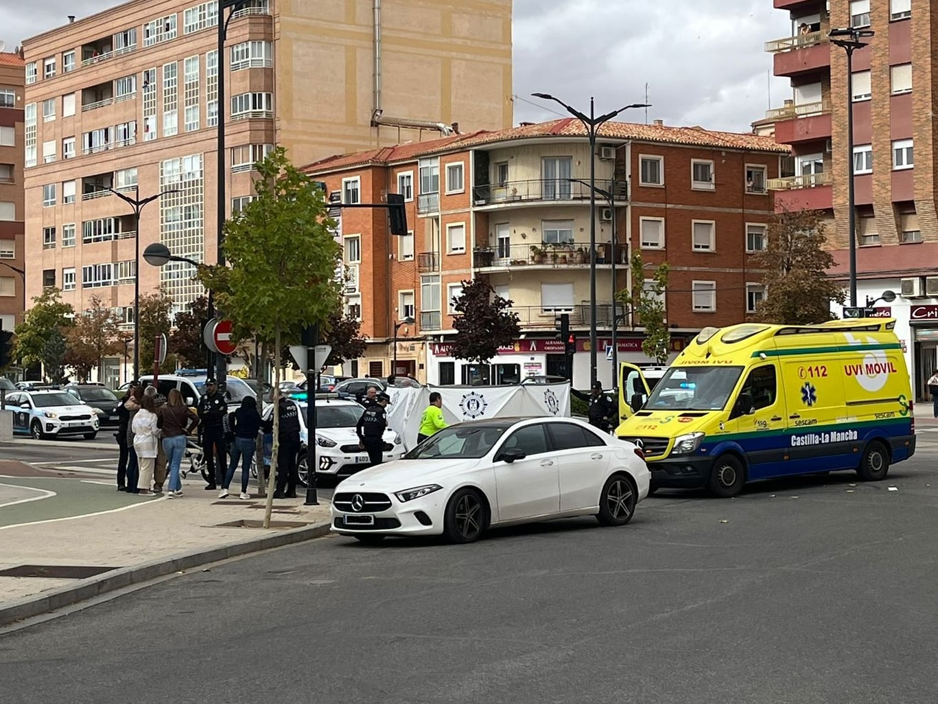 El atropello ha tenido lugar en la confluencia de la Circunvalación con la Avenida España