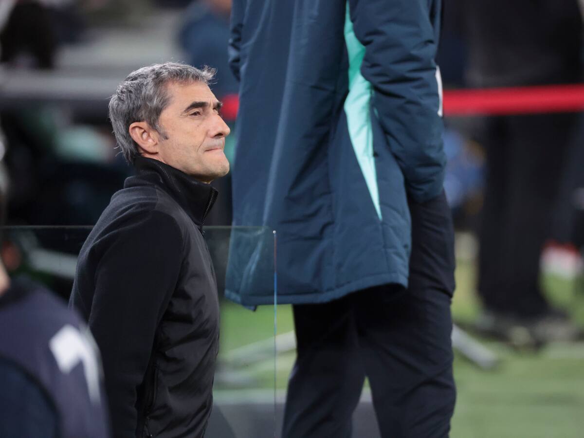 Valverde responde a los pitos de San Mamés en el Athletic-Villarreal: "Cada público piensa que es diferente, pero en el fondo todo es igual, hay que ganar"