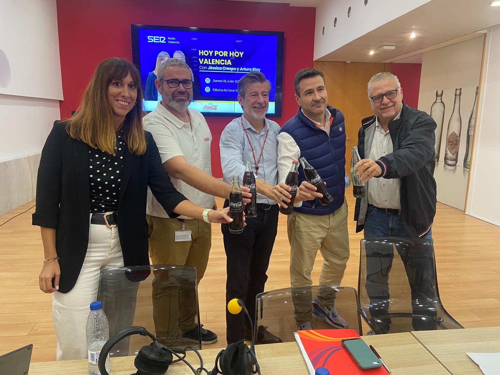 Brindando por 65 años más en la fábrica de Coca-Cola de Quart de Poblet