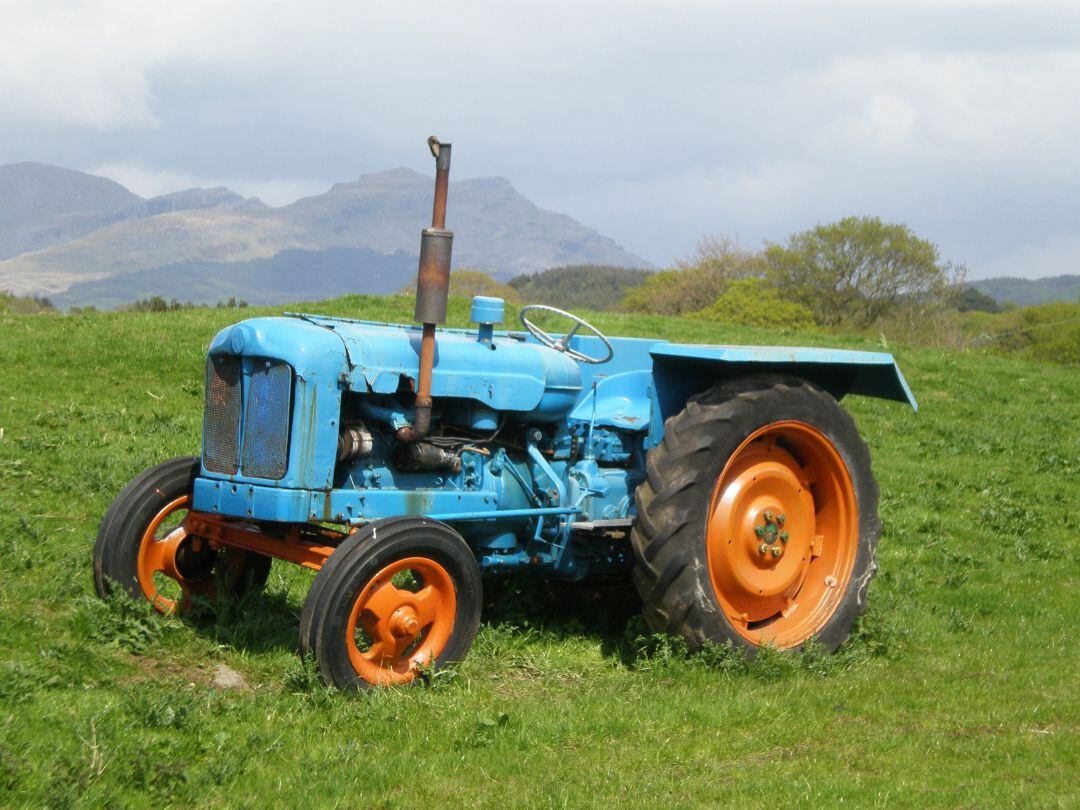 La DGT desarrolla una campaña para informar de los riesgos del tractor