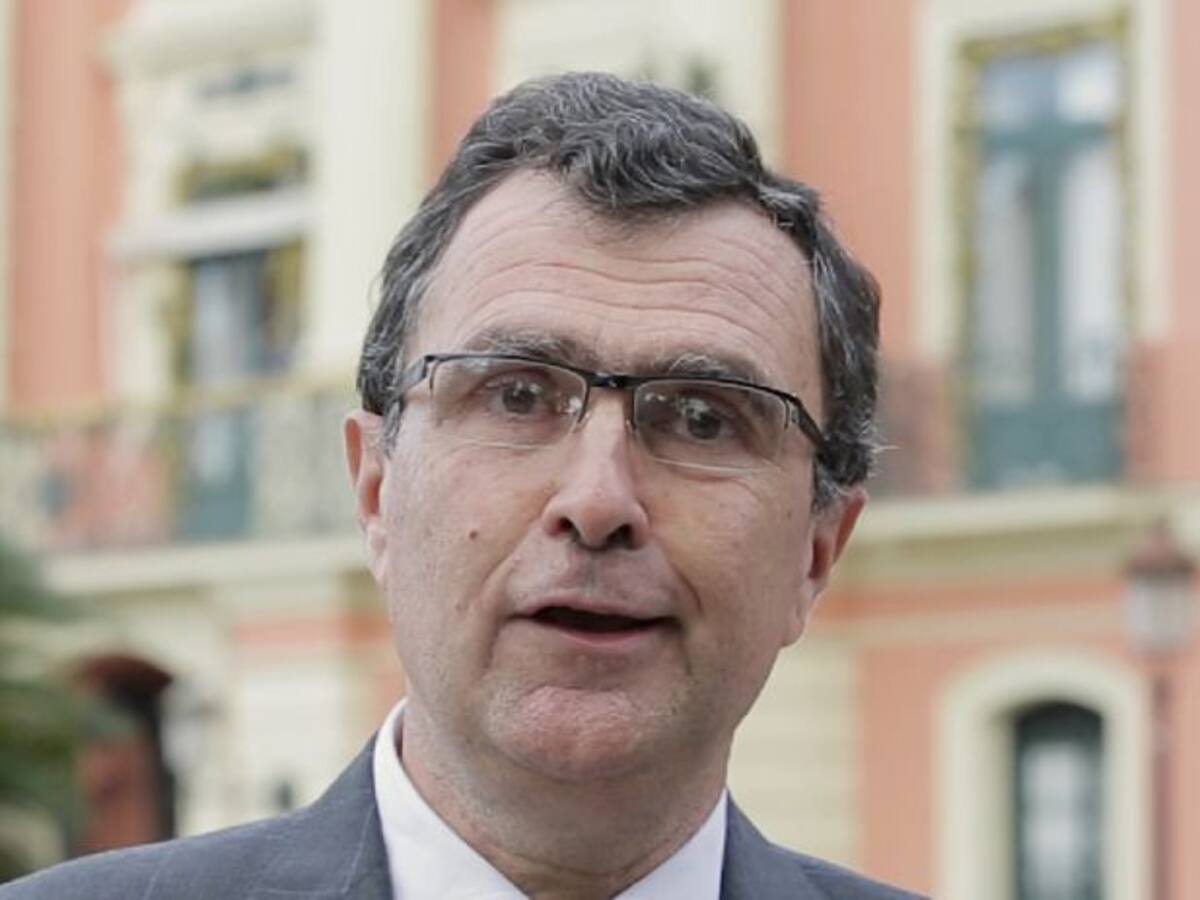 Ballesta anuncia una remodelación de su equipo y califica de "leal" a Roque Ortiz