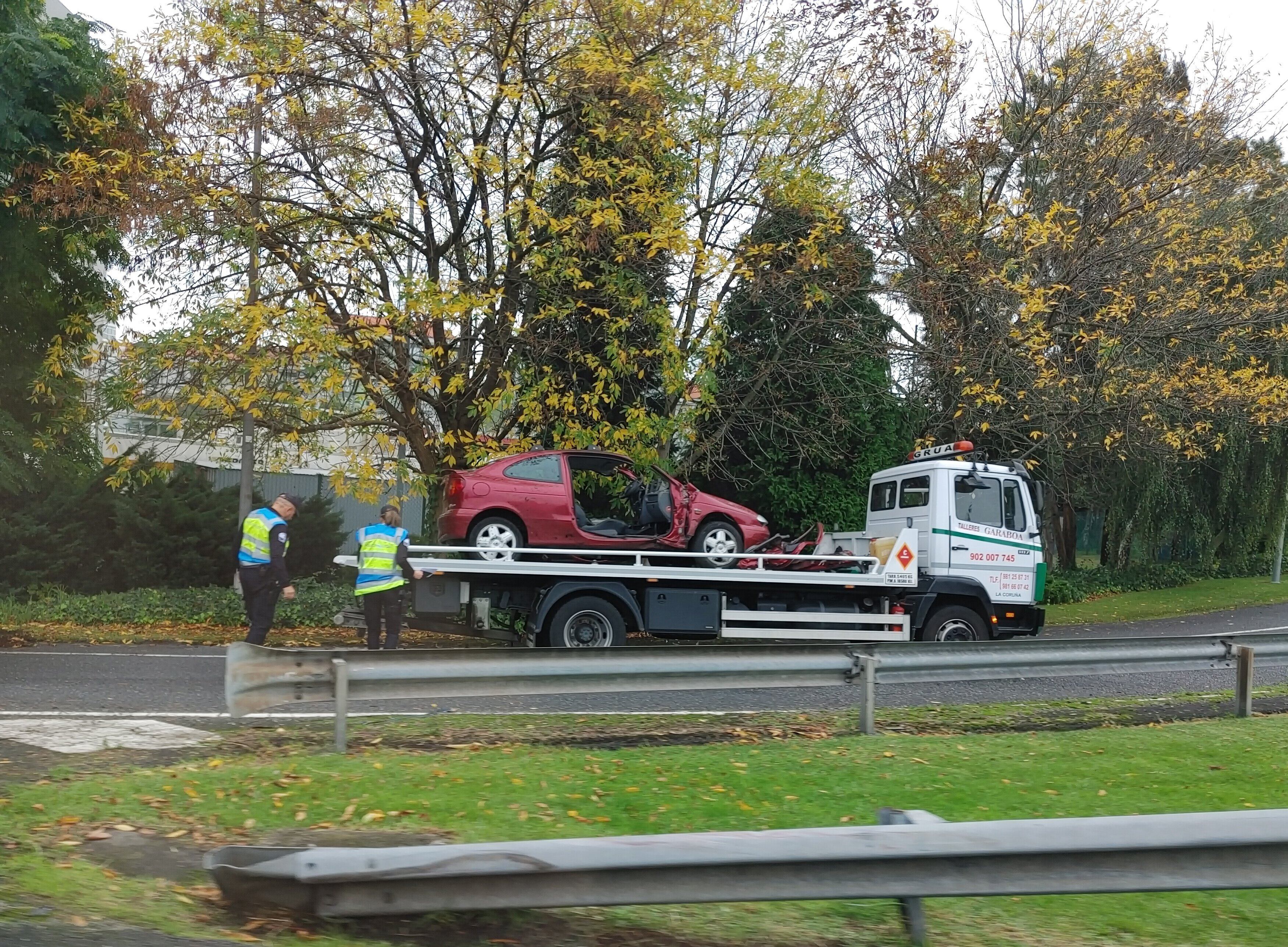 Accidente de tráfico en Alfonso Molina en A Coruña