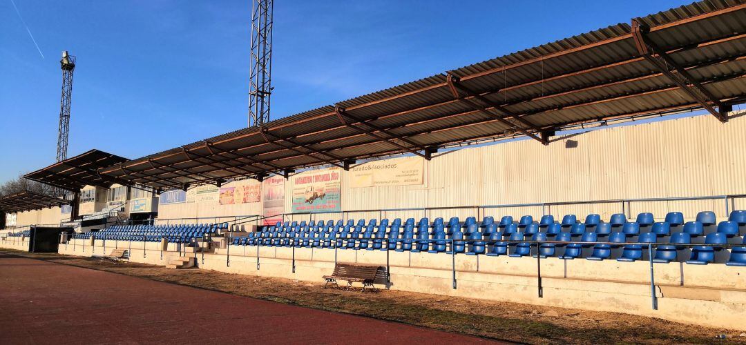 Así luce &#039;Los Prados&#039; con los asientos del viejo &#039;Vicente Calderón&#039;.