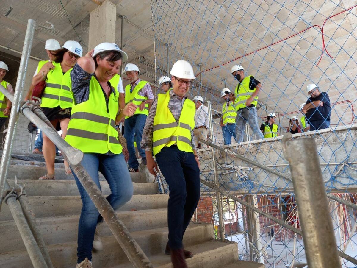 Las obras del CEIPSO Virgen Pobre de Xaló van a buen ritmo, pero no estarán para septiembre