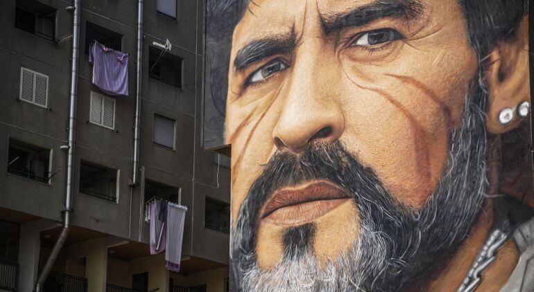 La imagen de Maradona, en un barrio de Nápoles