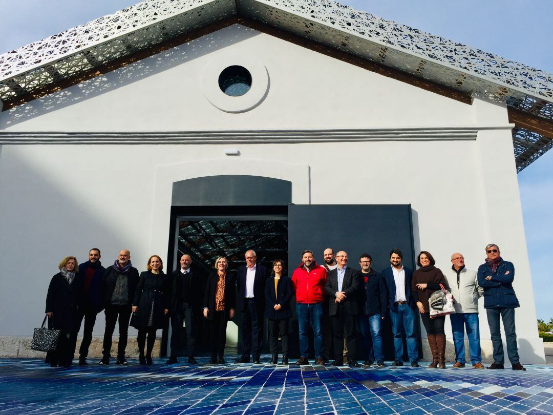 Visita de la consellera María José Salvador a las obras de la lonja.