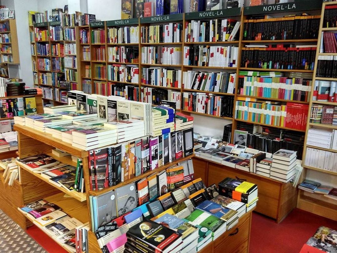 Librería Ambra Llibres en Gandia 