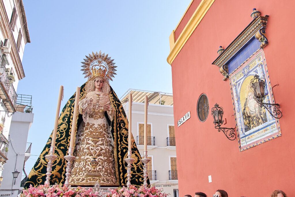 La Virgen de la Palma del Buen Fin, durante el traslado del pasado 25 de junio a la Parroquia de San Lorenzo