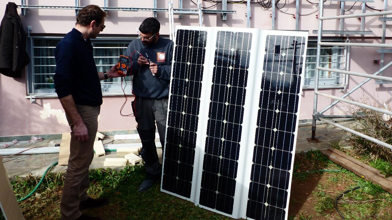 TECNALIA crea una start-up para la descarbonización de entornos urbanos y movilidad a través de tecnología fotovoltaica integrable.