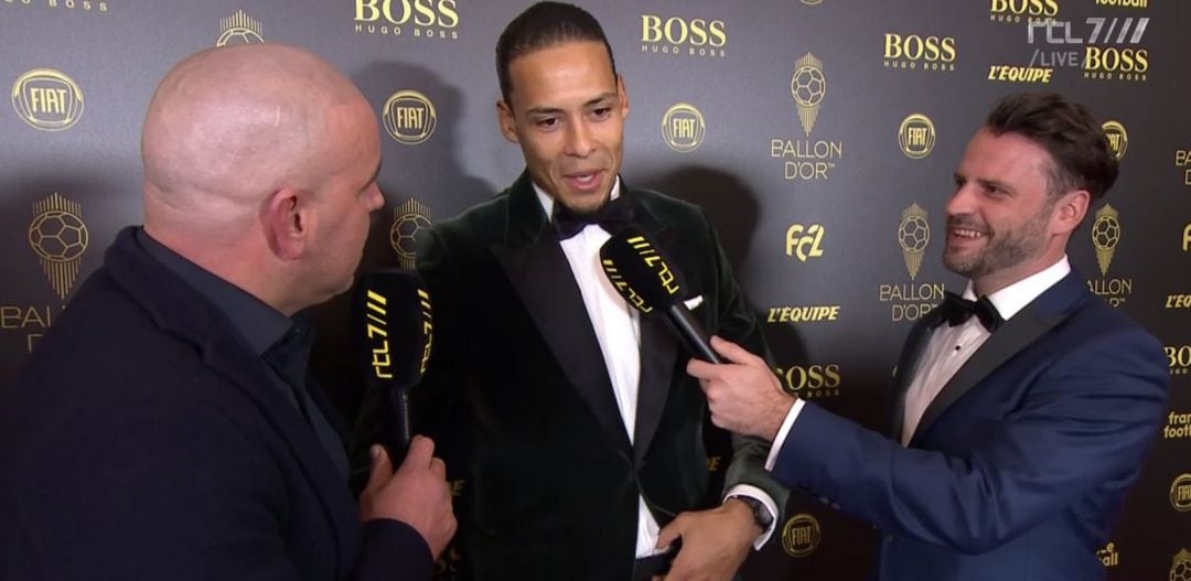 Virgil Van Dijk, durante una entrevista previa al inicio de la gala del Balón de Oro