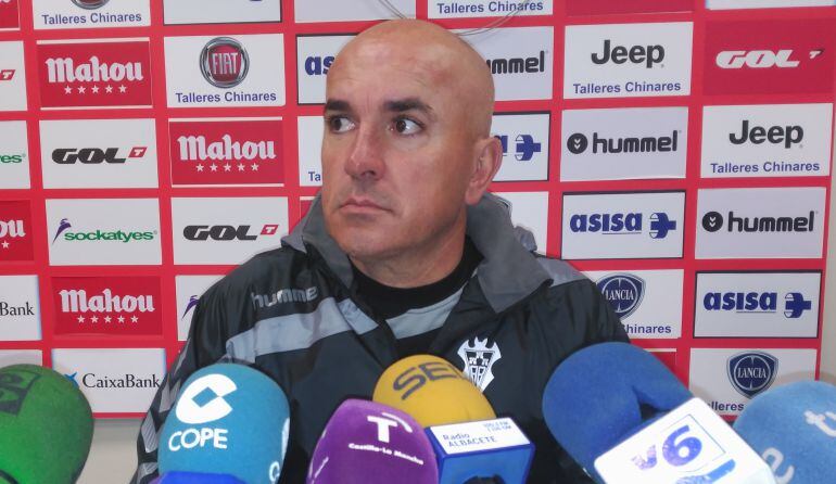 Luis César baraja hasta 5 novedades para el domingo