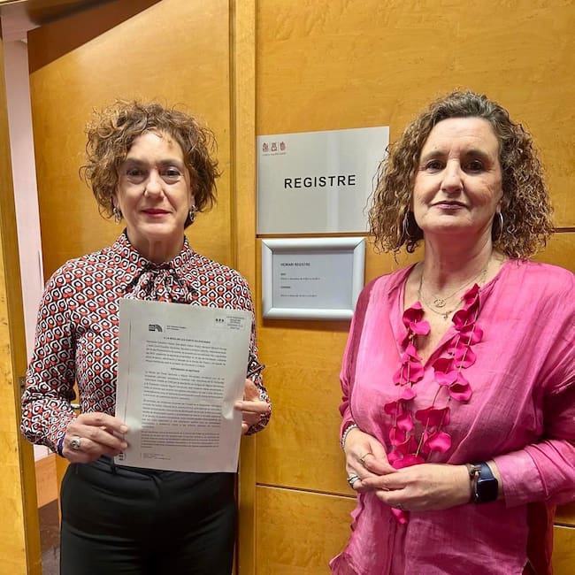 Ana Belén Juárez y Mercedes Caballero