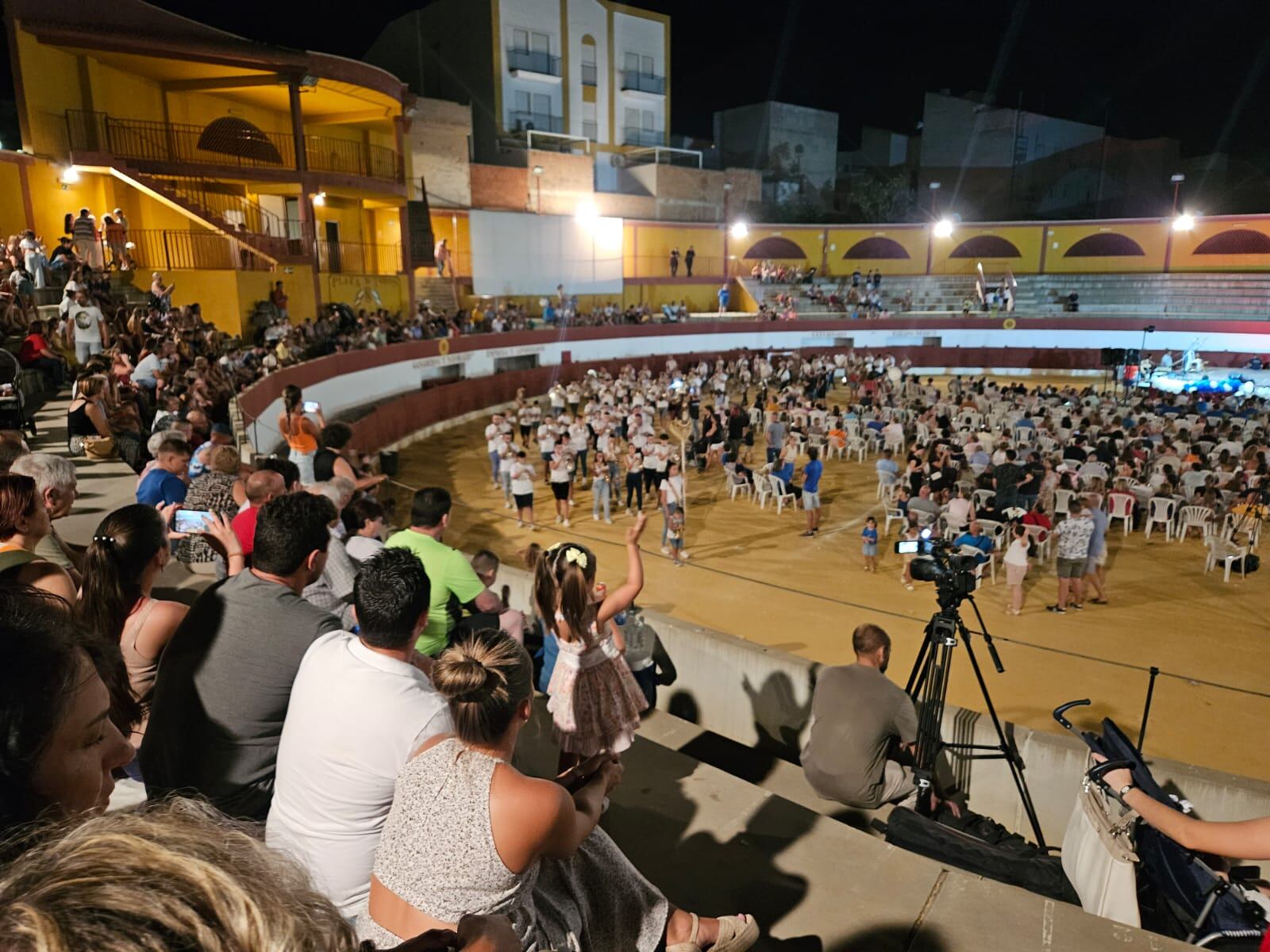 Pasacalles de la Agrupación Musical Arroquia Martínez