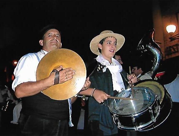 Aurelio, con su peña El Chilindrón